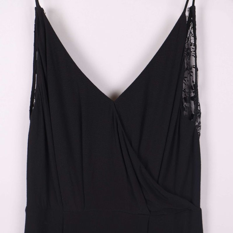 Detaljerad klänningsbild