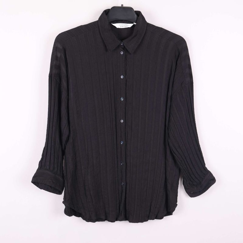 Svart skjorta med krage