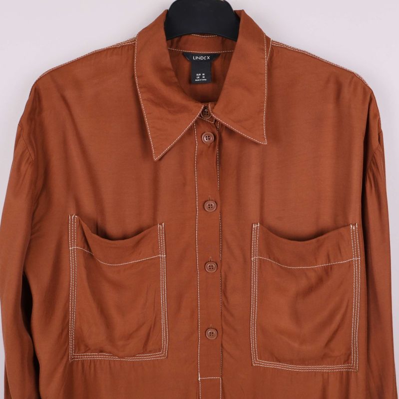 Detaljerad vy av bröstfickor