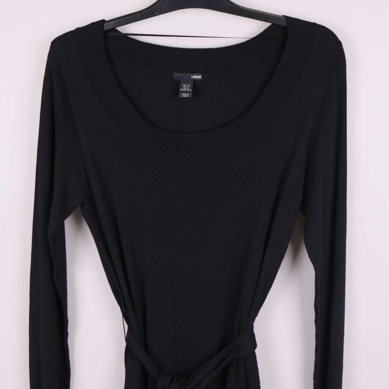 Rund halsringning och lång ärm