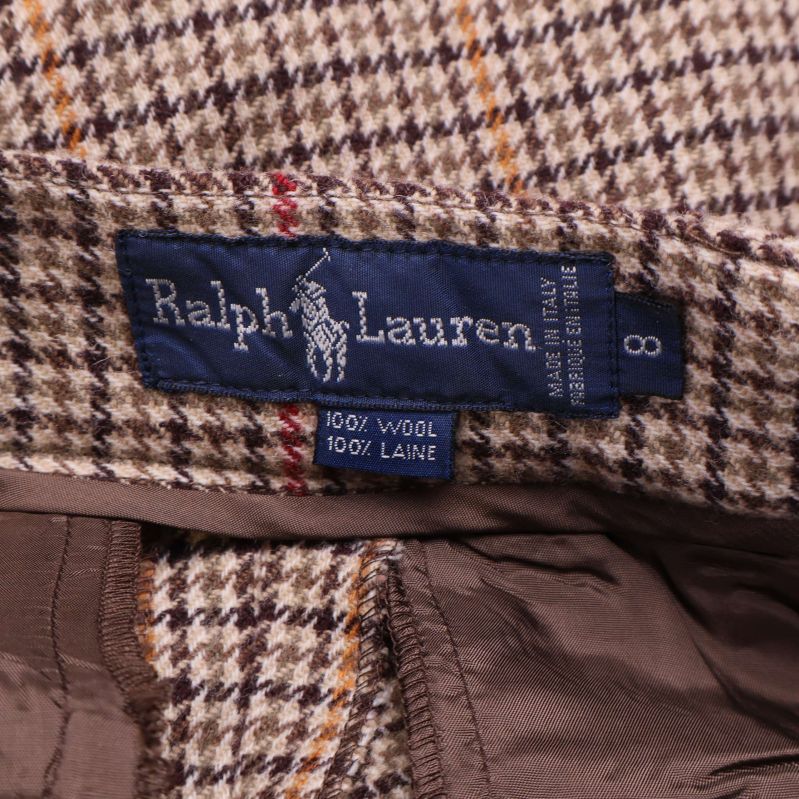 Ralph Lauren-etikett och materialangivelse i kjolens linning