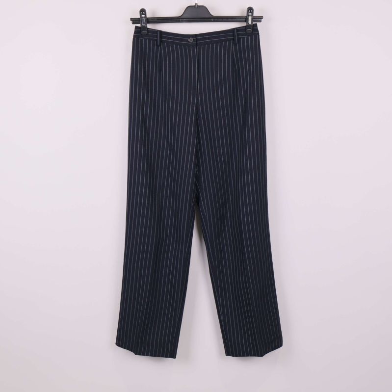 Randiga byxor i ull med rakt ben