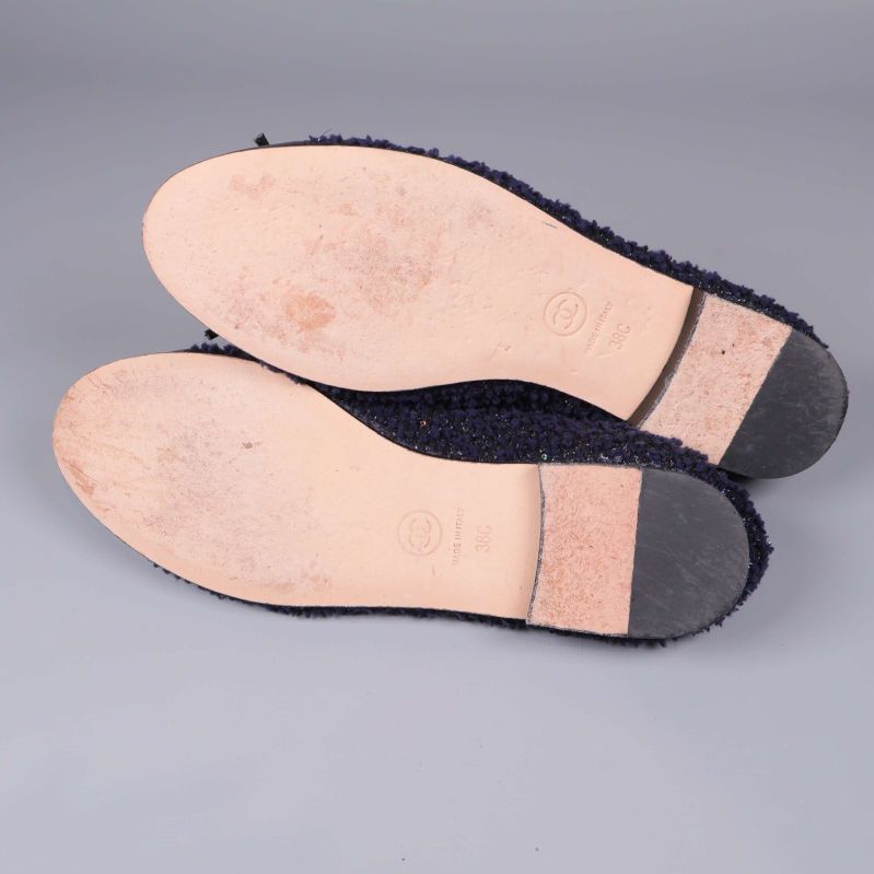 Undersida av ballerinaskor med naturfärgad lädersula