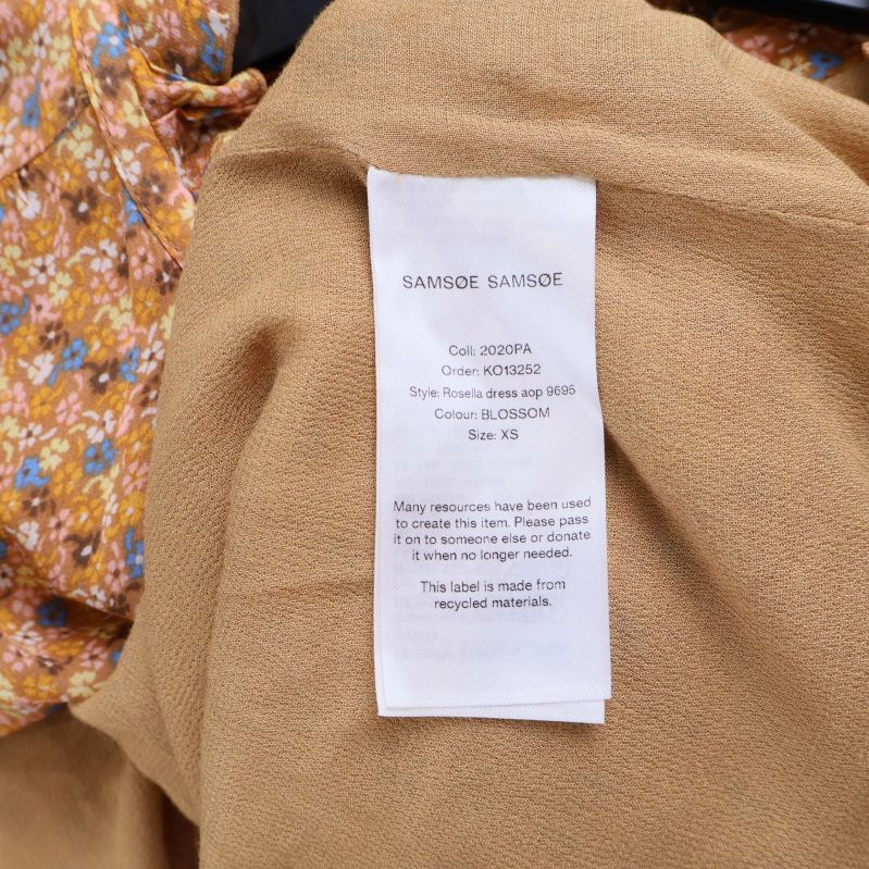 Inneretikett med Samsøe Samsøe information och storlek XS