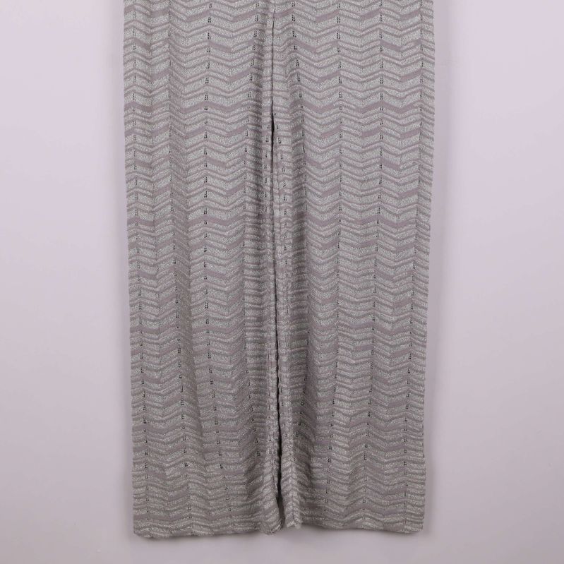 Nedre delen av byxa med fiskbensmönster