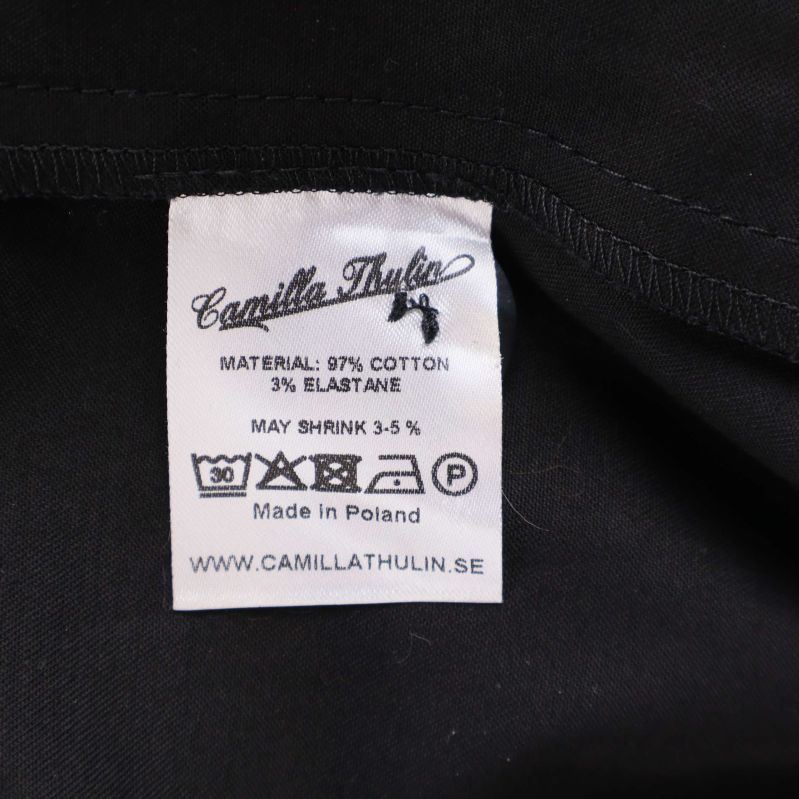 Materiallapp med bomull och elastan i svart kjol