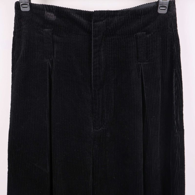 Knäppning och manchestertygsfokus