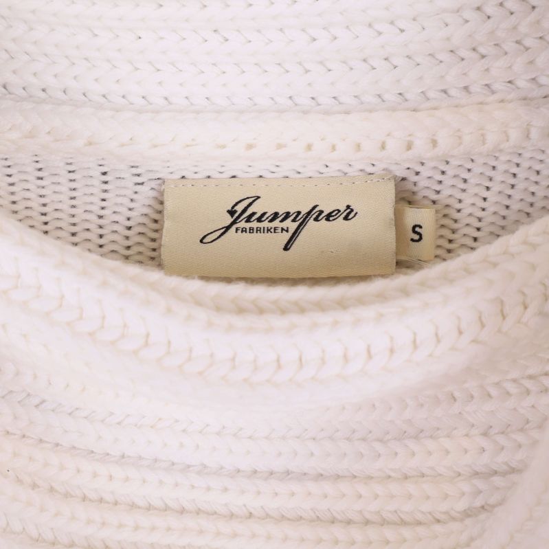 Jumper etikett och storlek