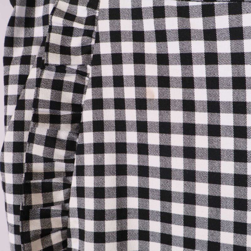 Detaljbild på liten fläck framtill