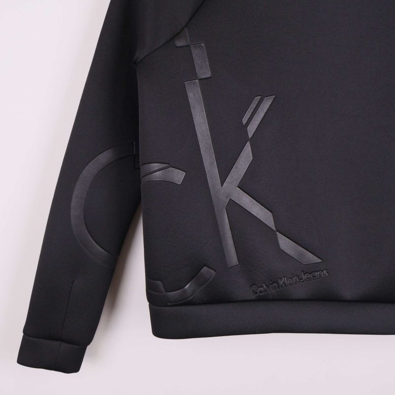 Detalj av logotyp på jacka