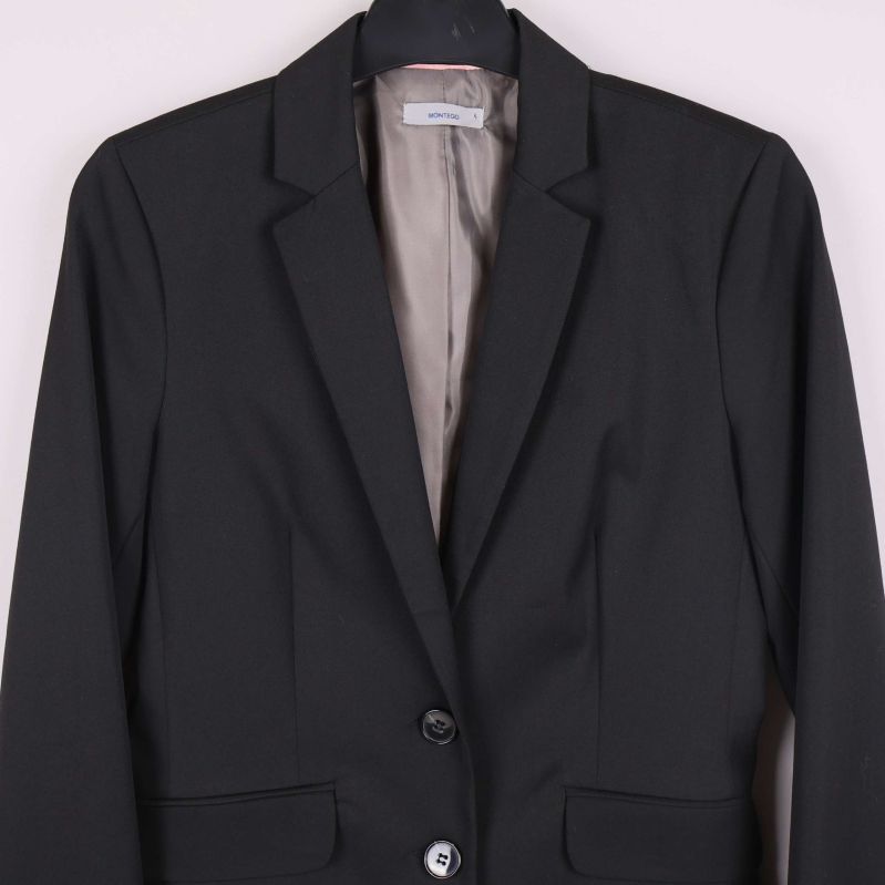 Detaljerad framvy av kavaj