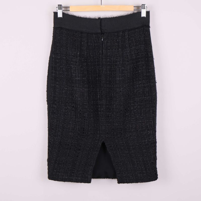 Baksida med slits och dragkedja