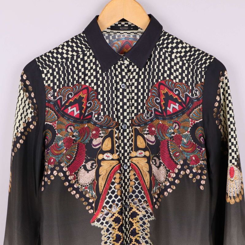 Närbild Etro etikett