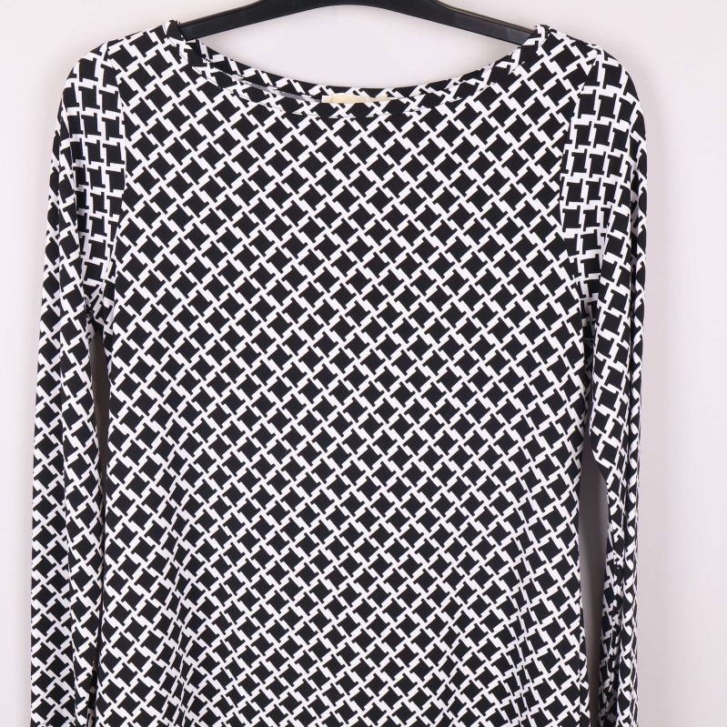 Lång ärm och mönsterdetalj