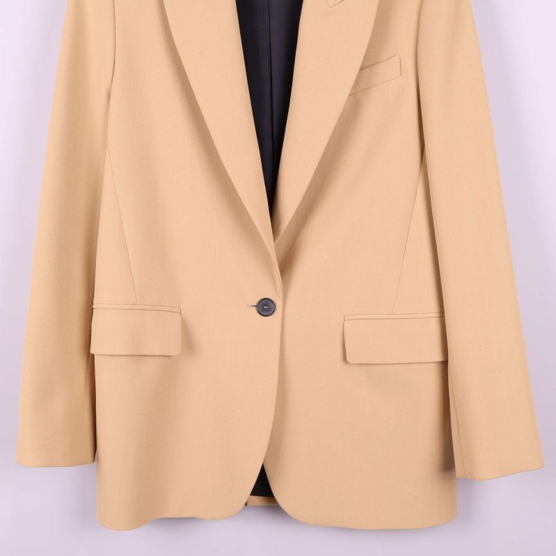 Slätt och enfärgat tyg