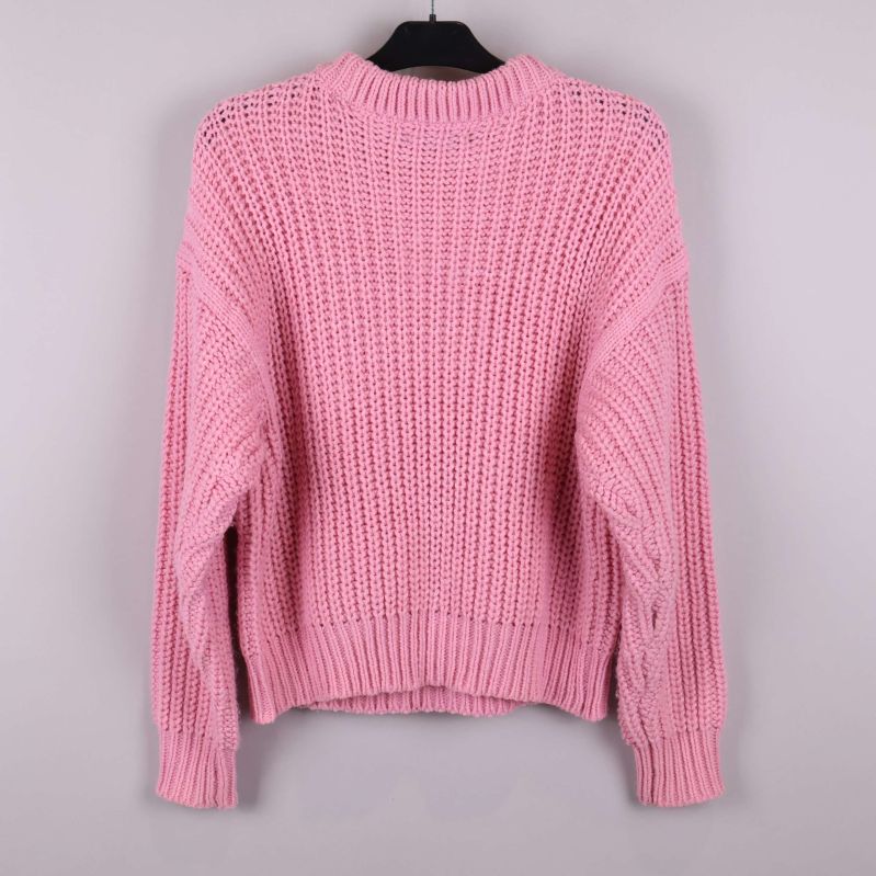 Rosa stickad tröja bak