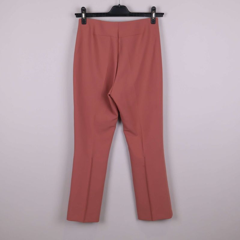 Baksida med raka ben