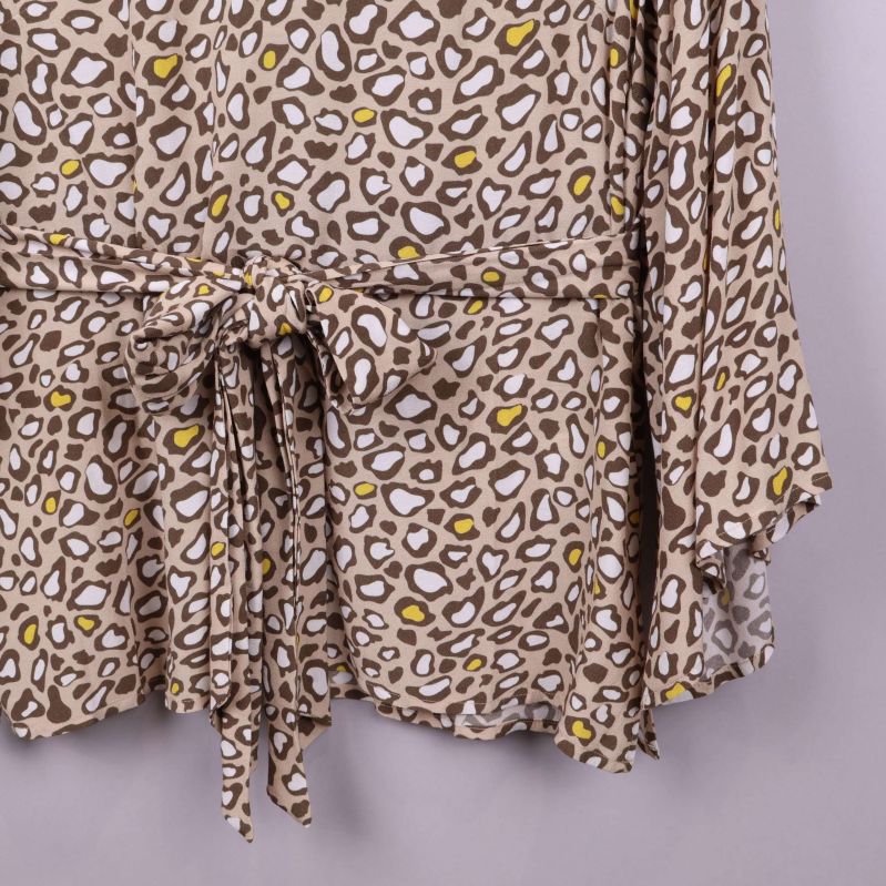 Vida ärmar med djurmönster