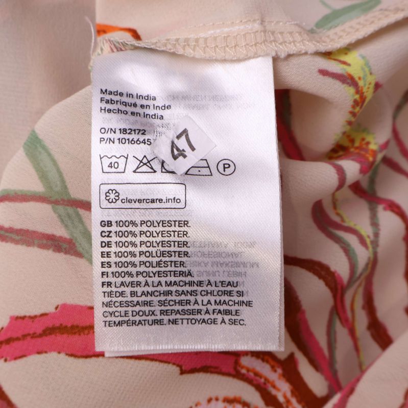 Material: 100% Polyester