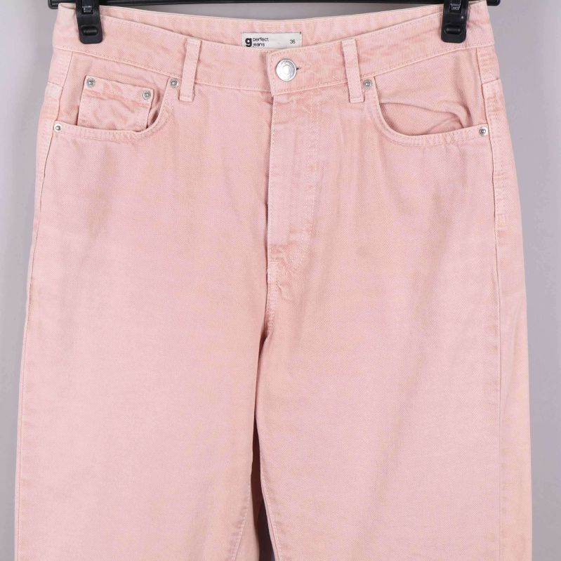 Detalj av fickor och benslut