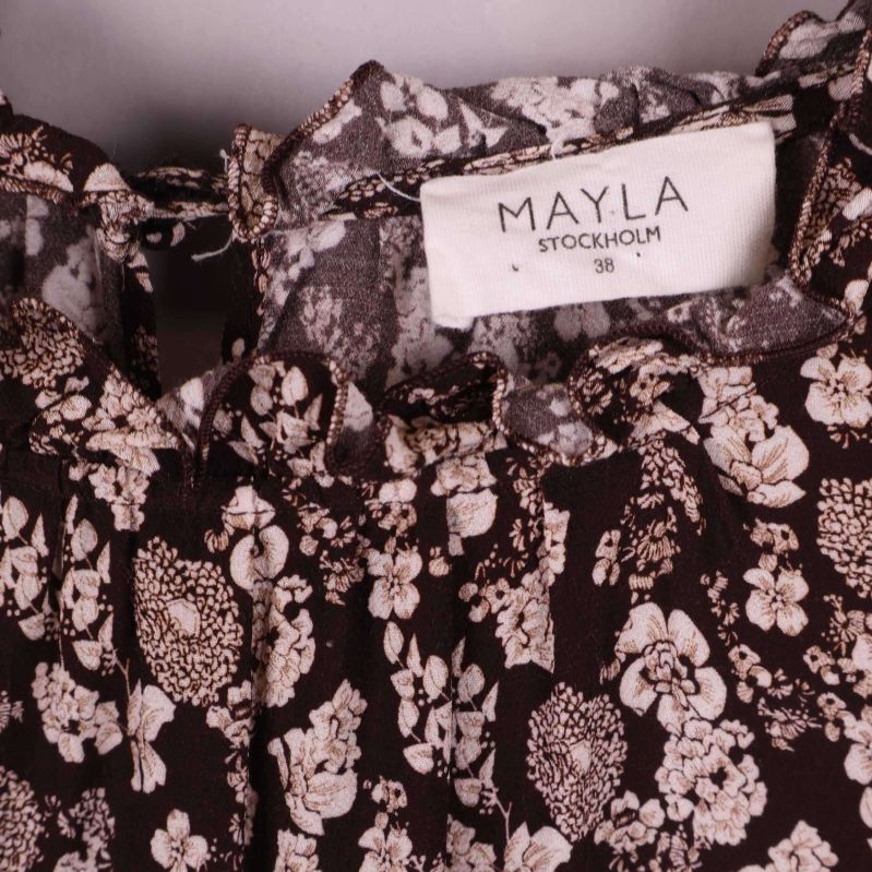 Detaljer i mönstret framtill