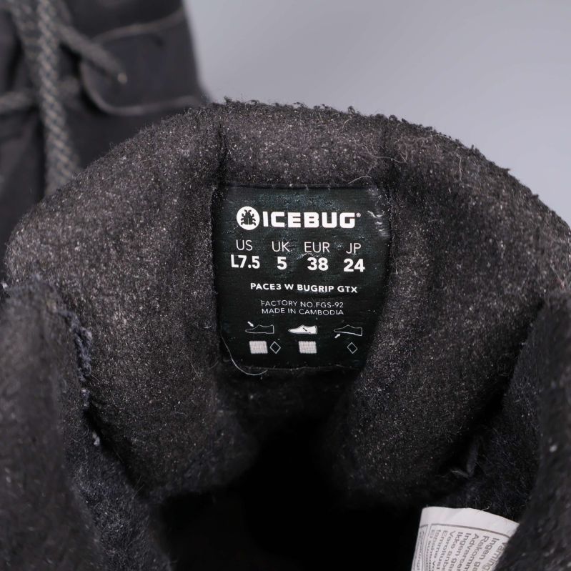 Storlek- och materiallapp på insidan av Icebug-sko