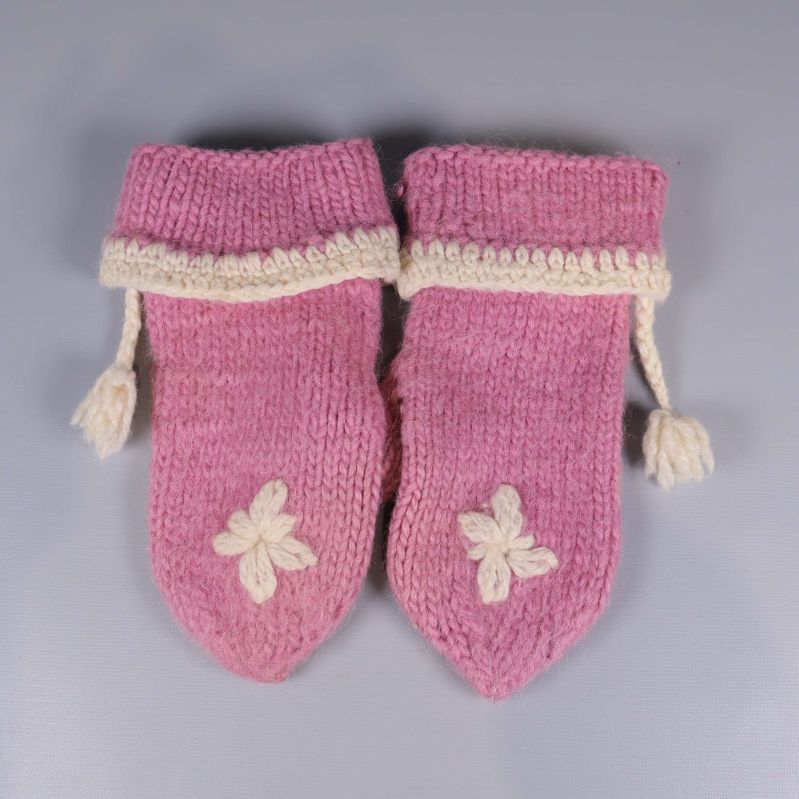 Tumvantar liggande sida vid sida, rosa med vit kant