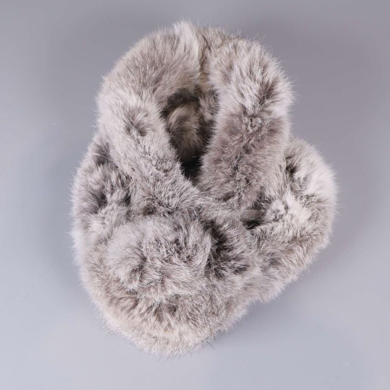 Sammankopplat mjukt halsband i gråbeige fuskpäls