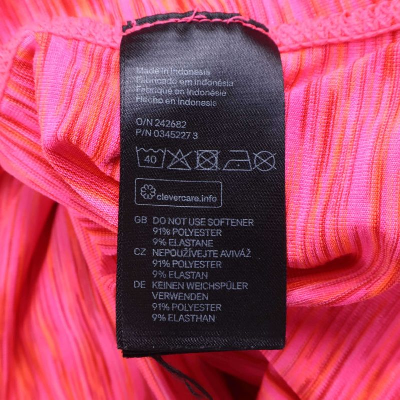 Material- och tvättlapp med 91% polyester och 9% elastan