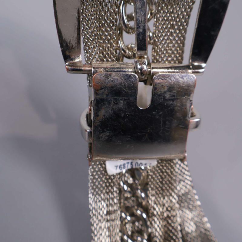 Baksida av spännet på skärpet i silver