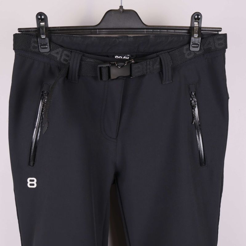 Överdel av softshellbyxa med bälte och dragkedjefickor