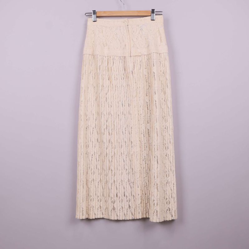 Plisserad cremefärgad spetskjol 