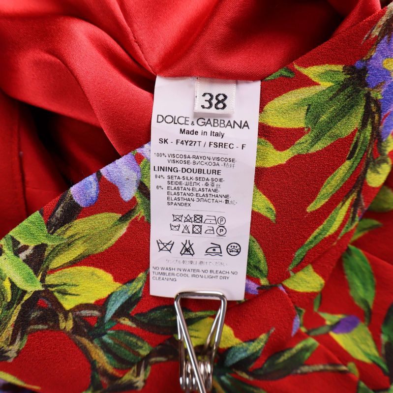 Materiallapp i kjolen från Dolce & Gabbana med storlek och material