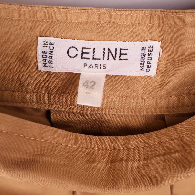 Celine etikett och storlek 42 inuti kjolen