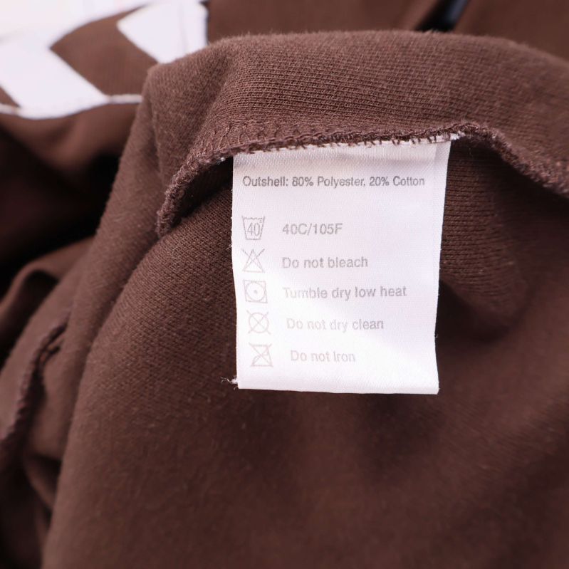 Materiallapp med innehåll 80% polyester, 20% bomull