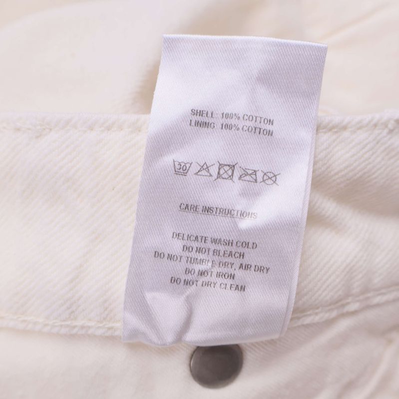 Formulär för kläder med ifylld lagerplats F och skick mycket gott skick markerat