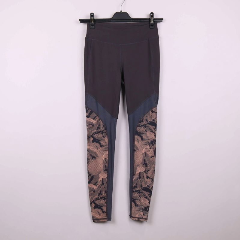 Träningstights med hög midja och mönstrade detaljer framtill