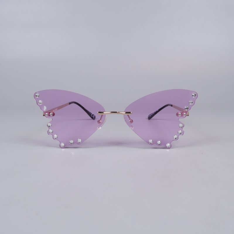 Solglasögon framifrån visar lila fjärilsbågar