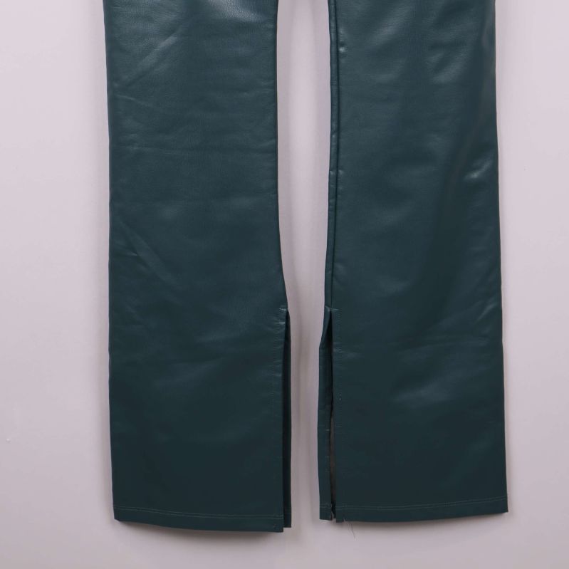 Material- och tvättlapp med information i närbild