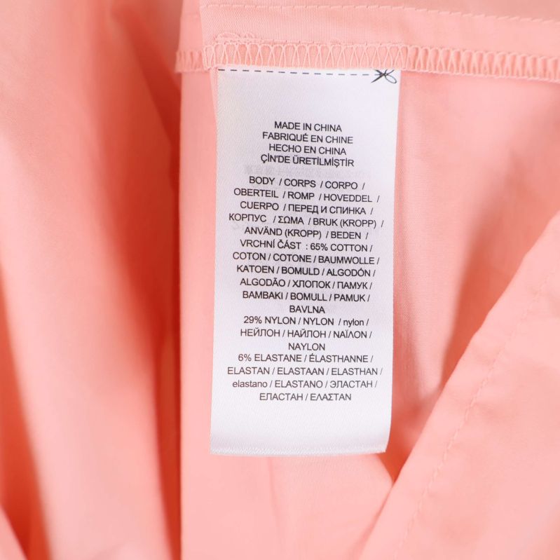 Materiallapp med komposition i flera språk