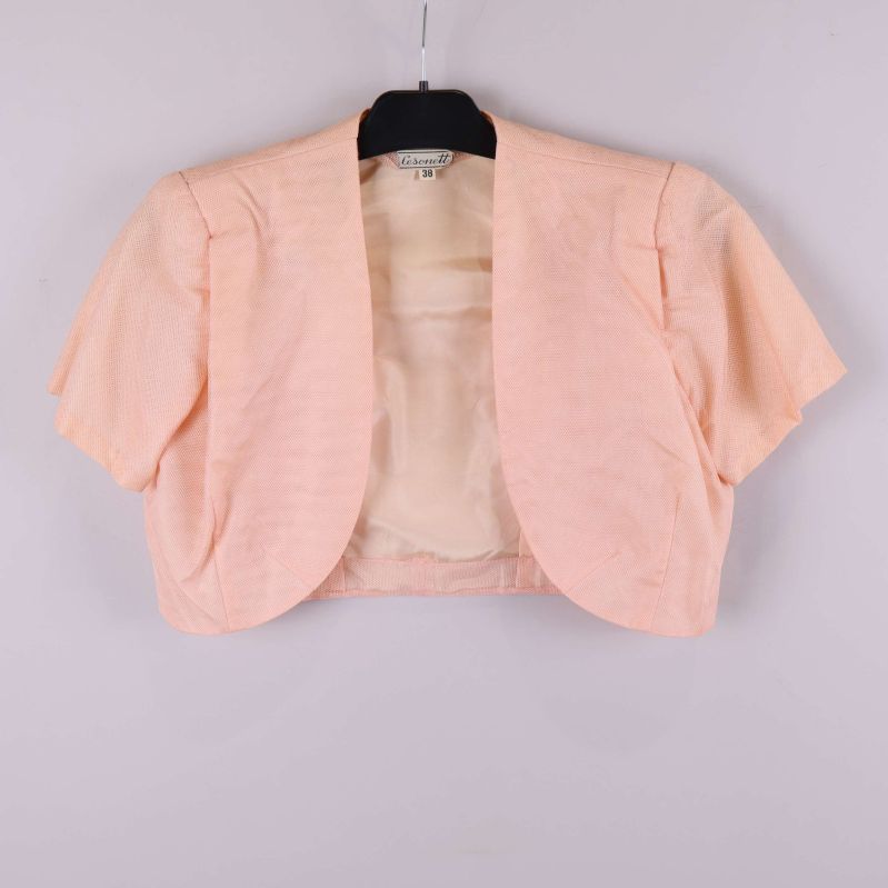 Kortärmad bolero i strukturvävt tyg ljusrosa