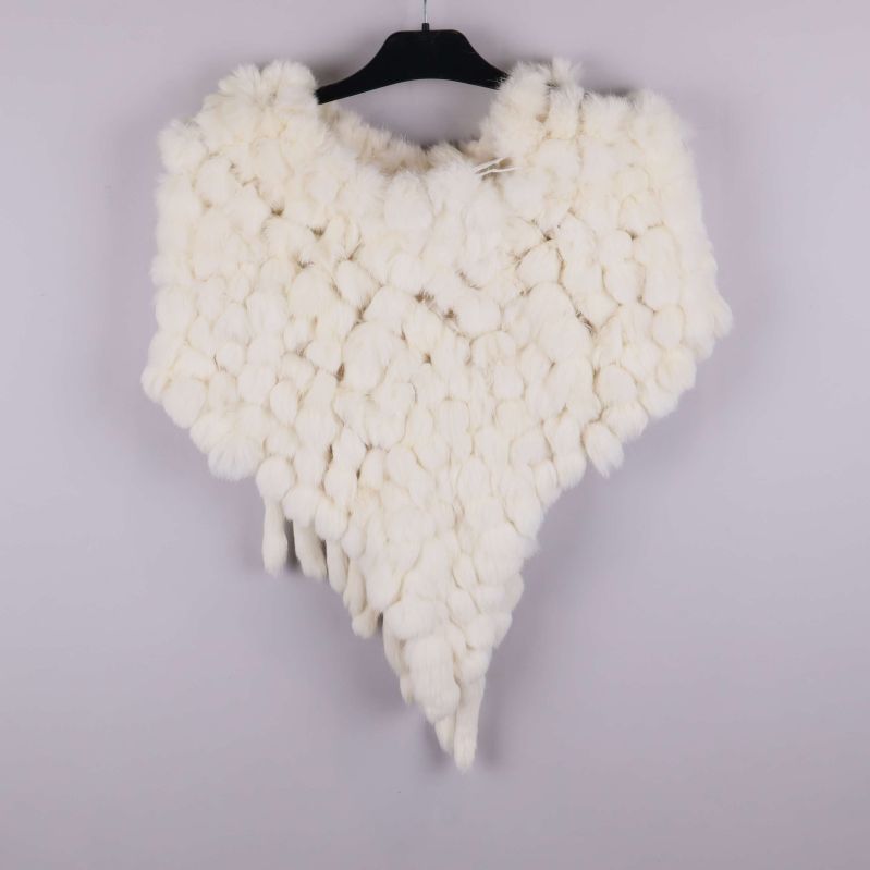 Poncho sedd rakt framifrån på galge