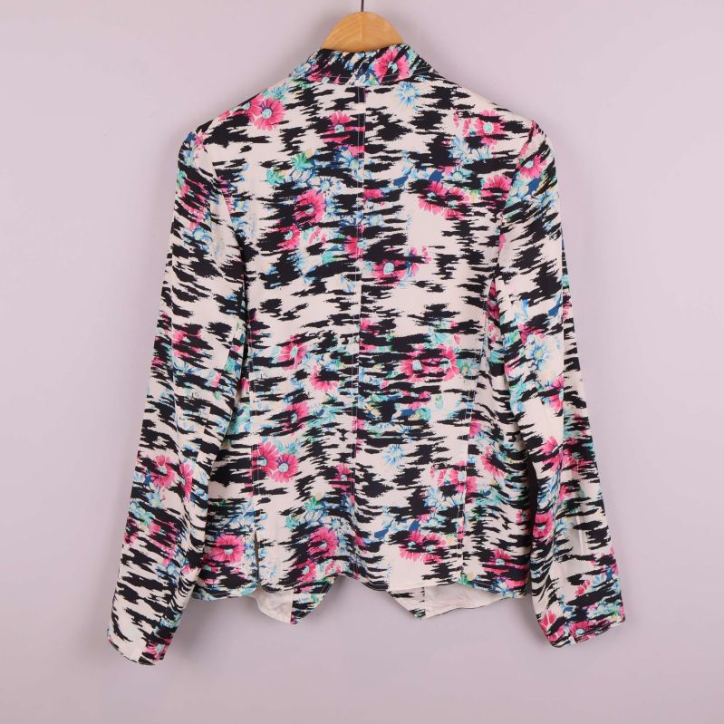 Baksidan av kavaj med samma mönster