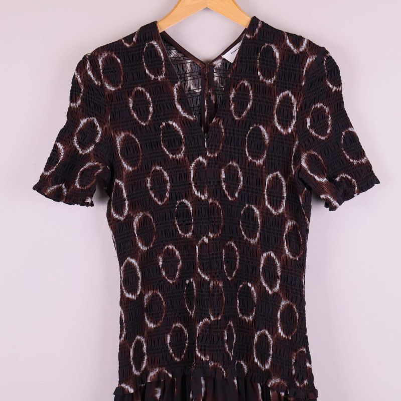 Överdel av batikmönstrad klänning med smockdetaljer