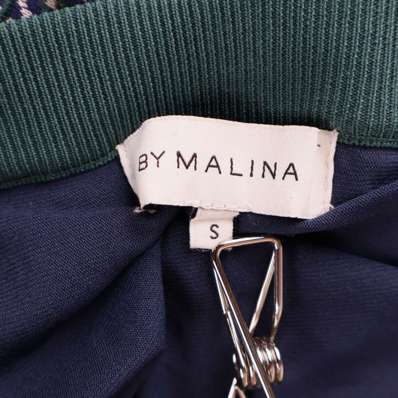 By Malina varumärkesetikett och storlekslapp S