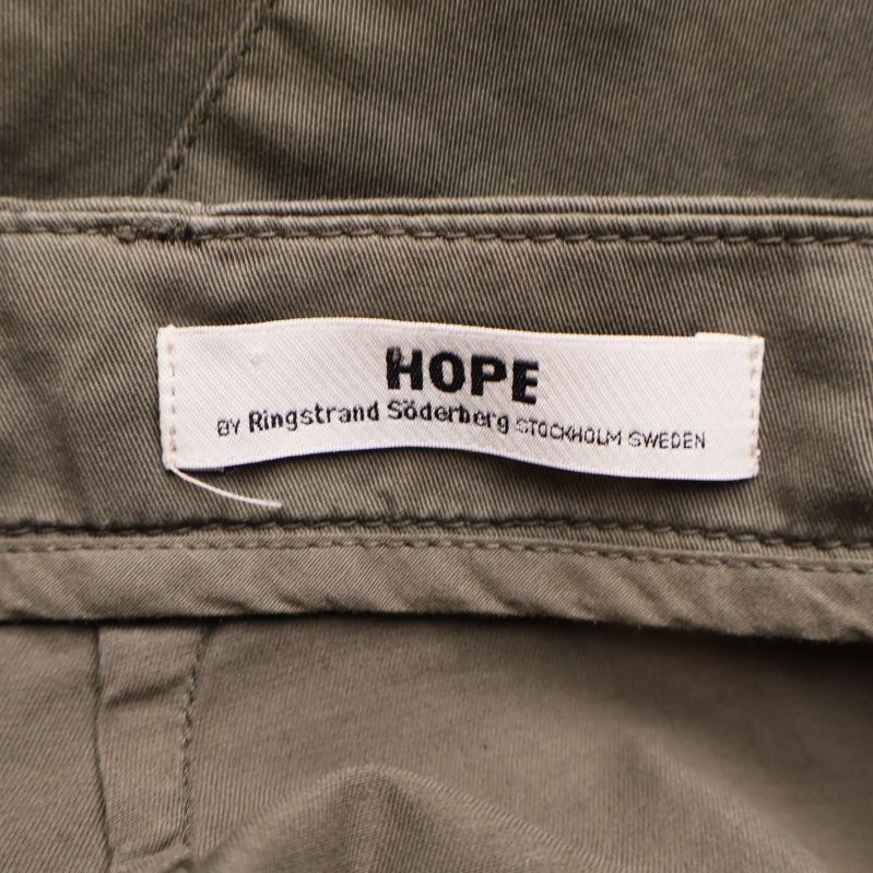 Insida av byxlinning med etikett från Hope