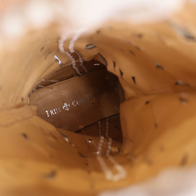 Insidan av boots med synlig logga