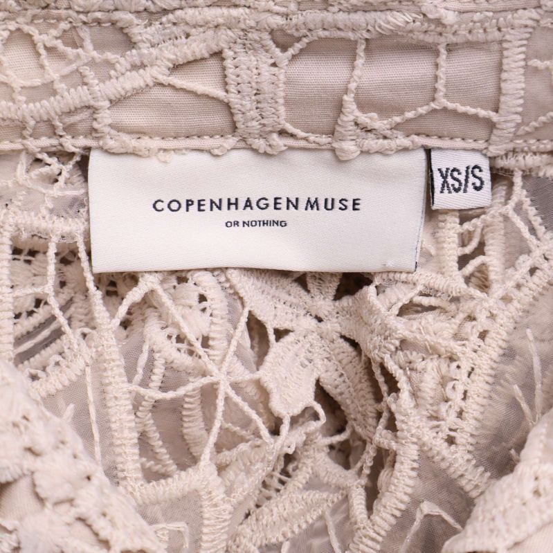 Närbild på varumärkestag Copenhagen Muse XS/S