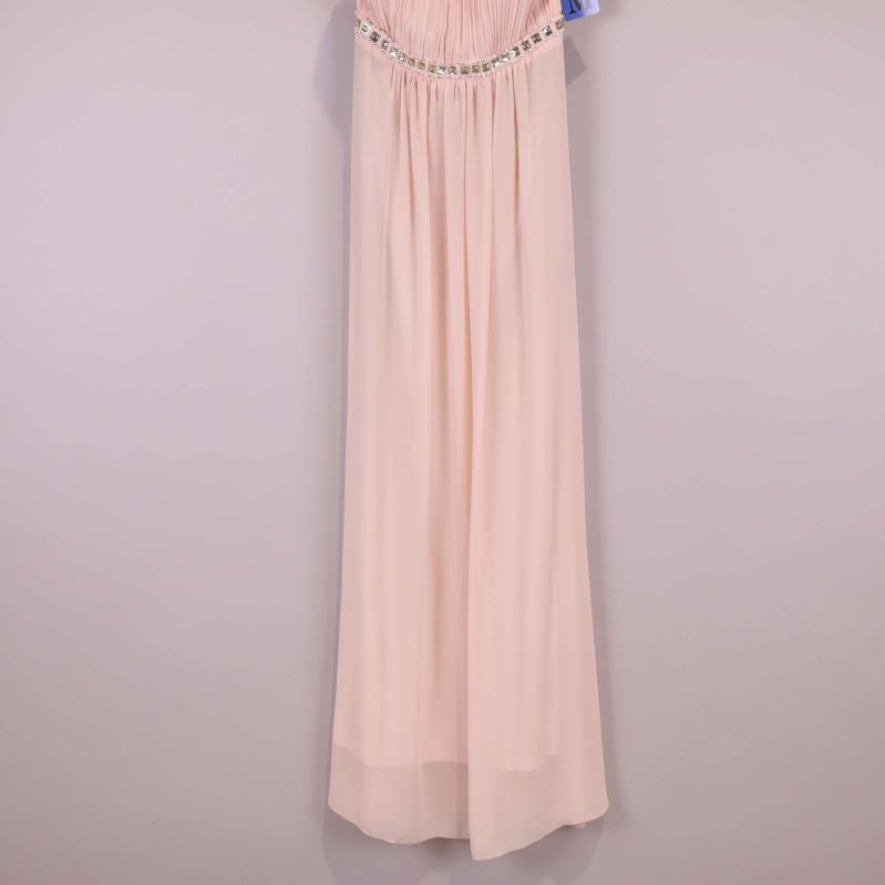 Nederdel på klänning i ljusrosa chiffong
