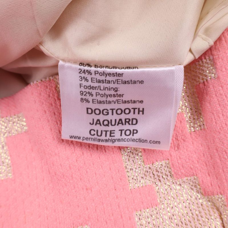 Materiallapp med sammansättning och foderdetaljer